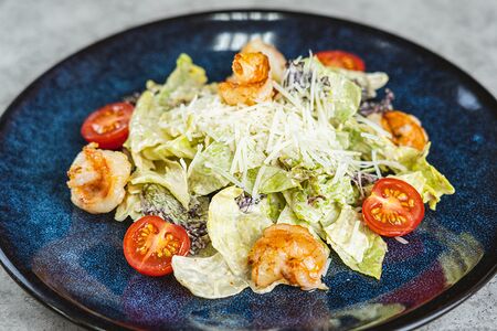 Цезарь с креветками