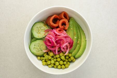 Боул с лососем