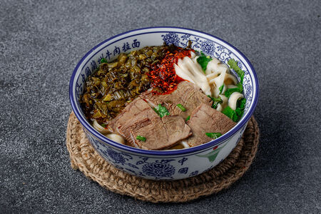 Шаньси рамен с квашеной капустой