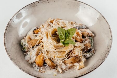 Фетучини с цыпленком