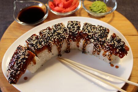 Роллы Дракон