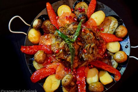 Саджи баранина с гарниром