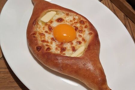 Хачапури по-аджарски
