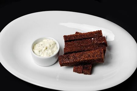 Гренки чесночные