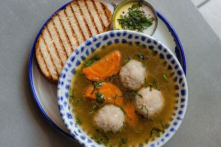 Куриный Пенициллин с кнейдлах