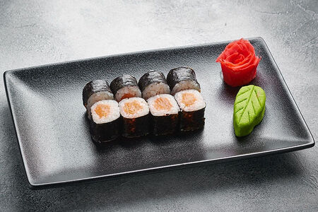 Ролл Маки с лососем