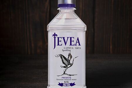 Вода Jevea с газом
