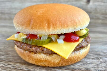 Чизбургер акция