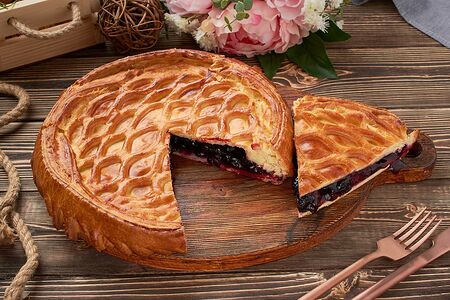 Пирог с черникой