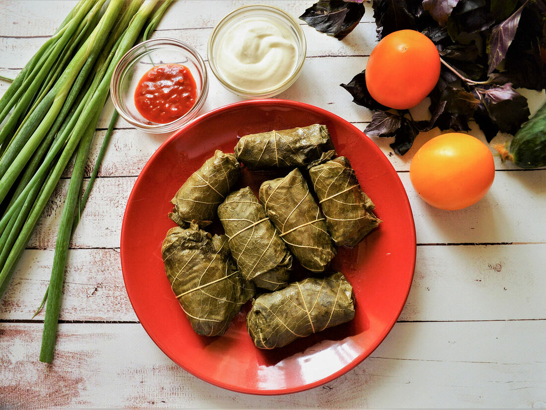 В ХМЕЛИ ПОЕЛИ