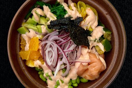 Поке лосось