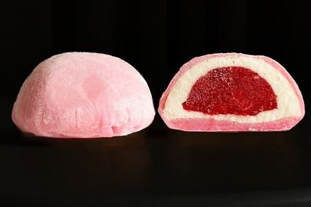 Моти Клубника