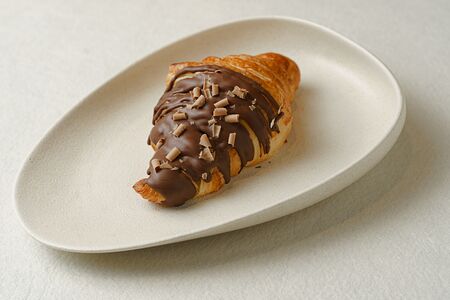 Круассан с шоколадом