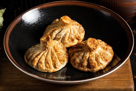 Хинкали с говядиной жаренные