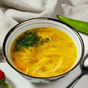 Суп куриный с лапшой