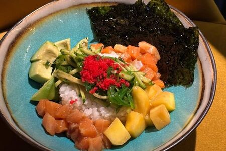 Поке с форелью