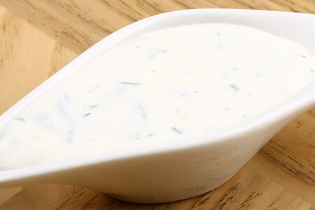 Сметанный с зеленью