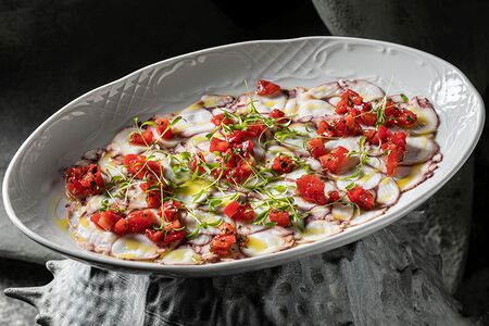 Карпаччо осьминог