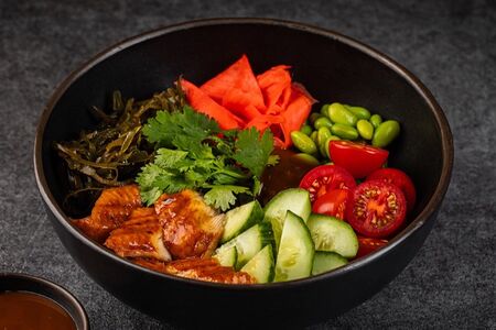 Поке с угрем