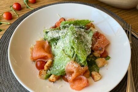 Цезарь с лососем