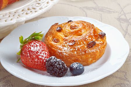 Мини-улитка с изюмом