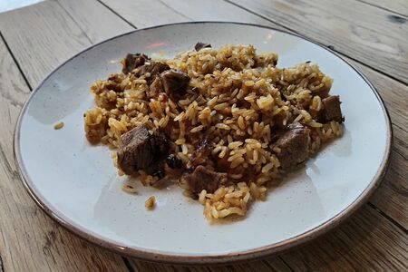 Плов по-узбекски с говядиной