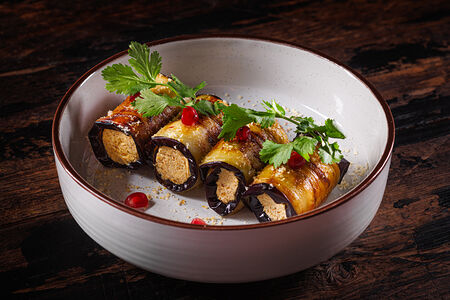 Баклажаны с орехами