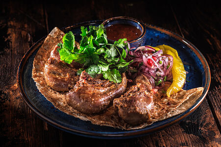 Шашлык из бараньего языка