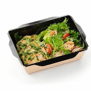 Салат овощной с куриной грудкой