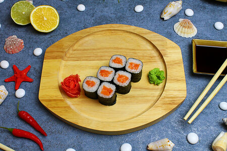 Мини ролл с лососем