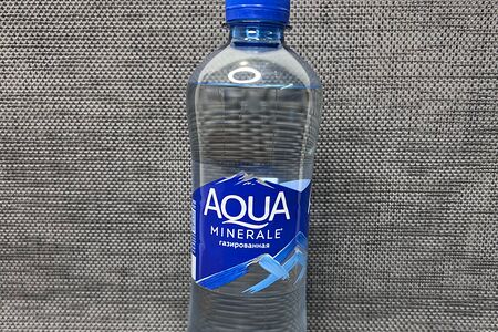Вода газированная Aqua