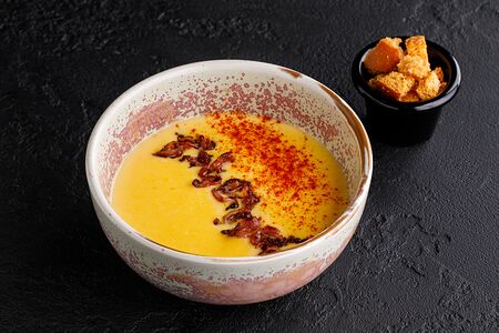 Сырный суп с беконом