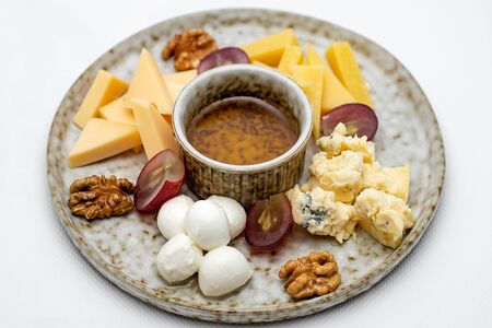 Сырная тарелка