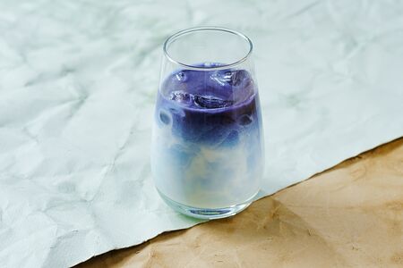 Голубая айс-матча