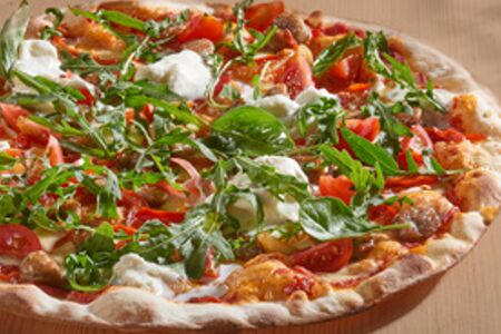 Пицца Salsiccia e peperoni