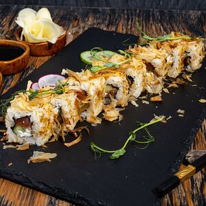 Лосось в стружке тунца