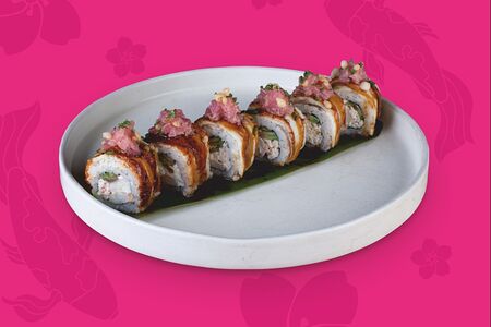 Ролл Унаги с тартаром из тунца