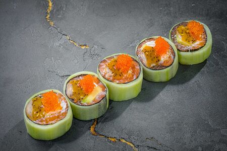 Сашими ролл с Лососем