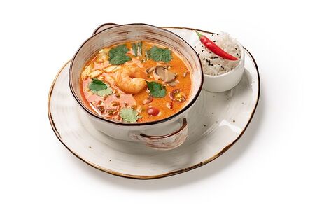 Том ям с креветками