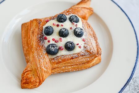 Дэниш с голубикой