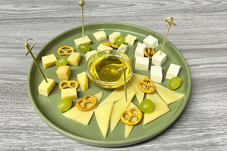 Сырная тарелка