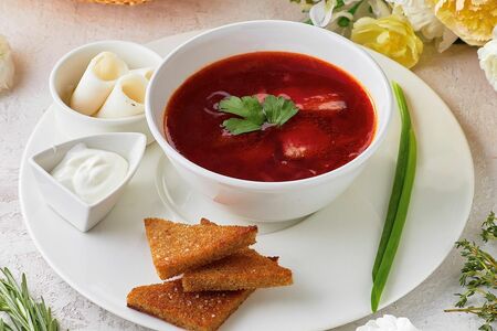 Борщ со сметаной