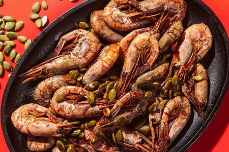 Креветки с перцем чили