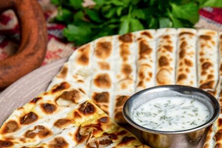 Кутаб с грибами и шпинатом