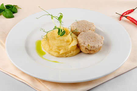 Котлетки из индейки с картофельным пюре