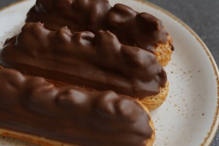 Эклер Сникерс