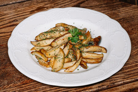 Грибы белые жареные