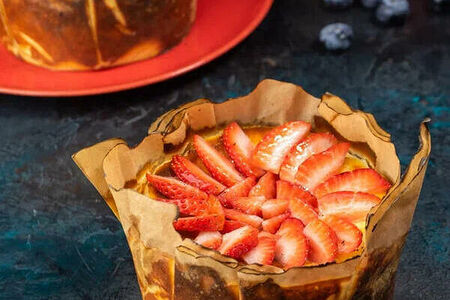 Чизкейк с клубникой