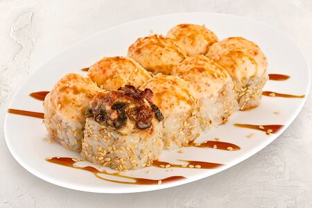 Запеченный сливочный ролл ориджинал с угрем