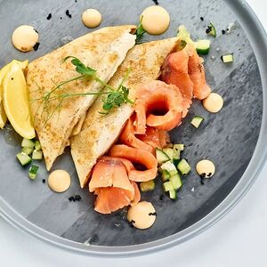 С малосольной семгой